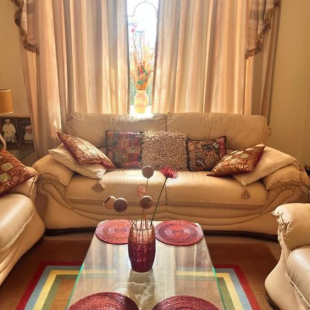 Private Room In Charming Detached House In Newington EDI Exterior photo