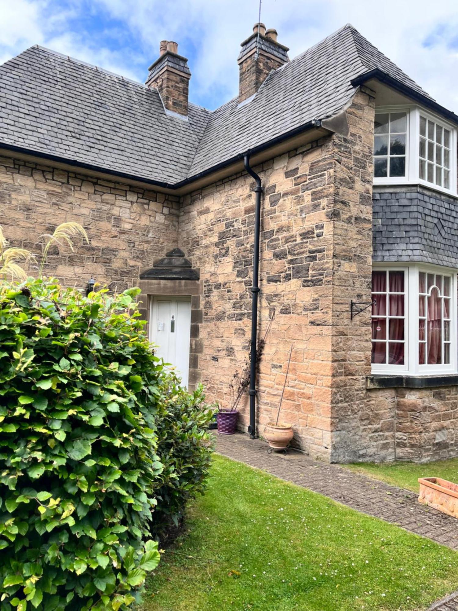 Private Room In Charming Detached House In Newington EDI Exterior photo