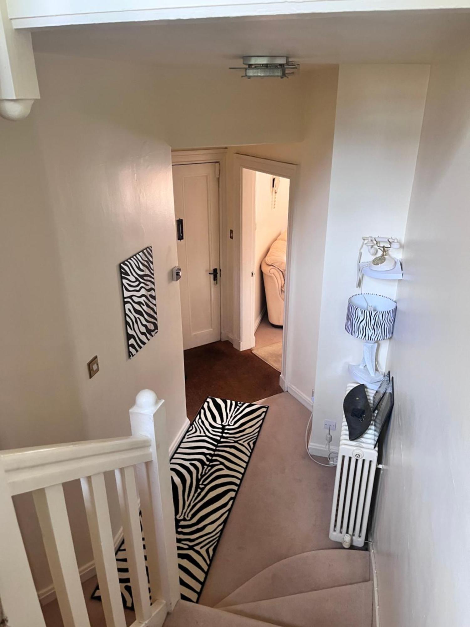 Private Room In Charming Detached House In Newington EDI Exterior photo