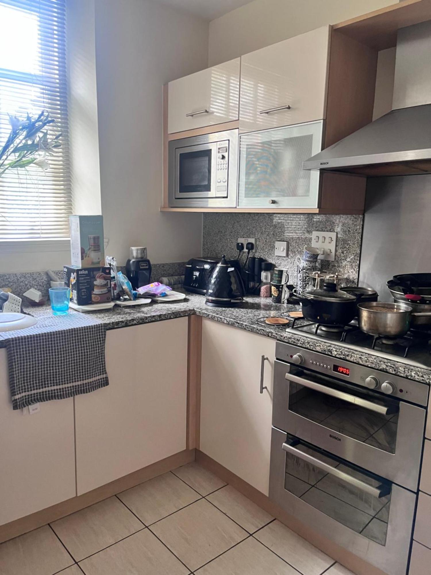 Private Room In Charming Detached House In Newington EDI Exterior photo